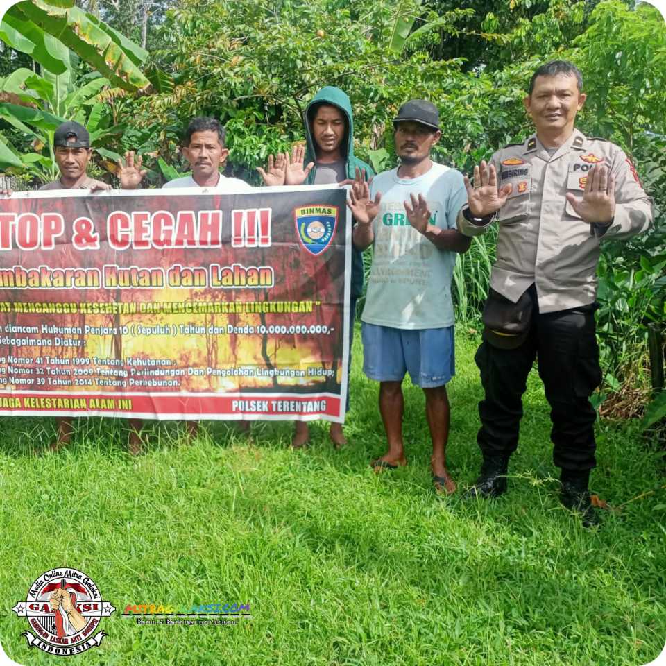 Polsek Terentang Laksanakan Sosialisasi Karhutla Kepada Masyarakat.